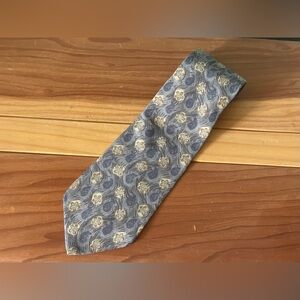 Vtg Peter Thomas by Superba Italian Silk Tie / USA Made / Grey & Beige 60”